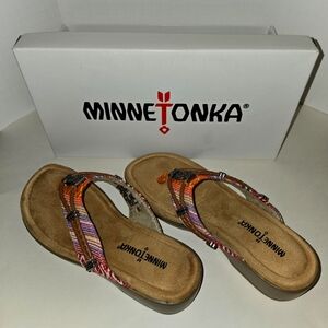 MINNETONKA Sandals